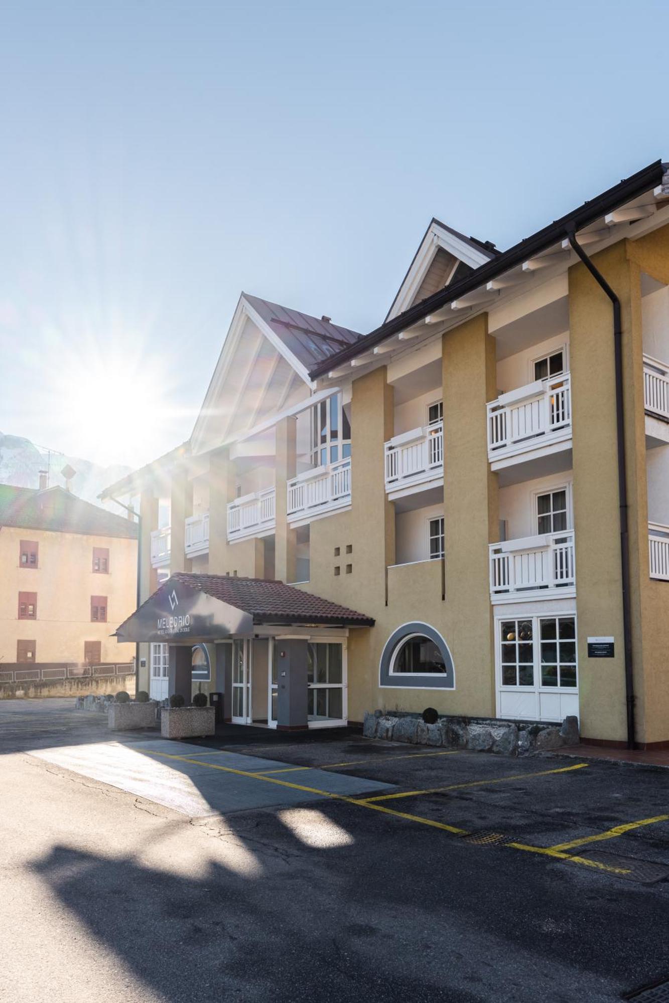 Hotel Garni Meledrio Dimaro Eksteriør billede